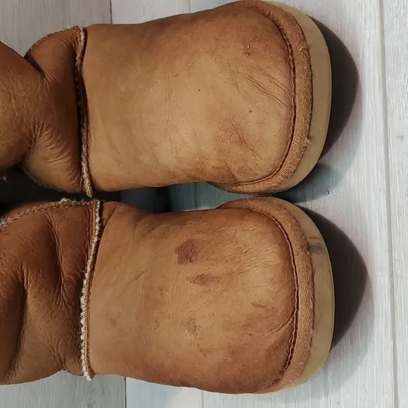 Ugg Australia Women 5815 Tall Leather Sheepskin Boots shoes sz 9