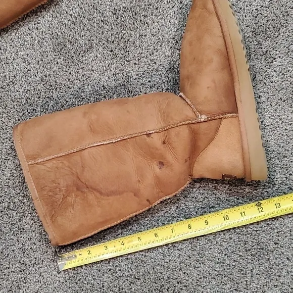 Ugg Australia Women 5815 Tall Leather Sheepskin Boots shoes sz 9