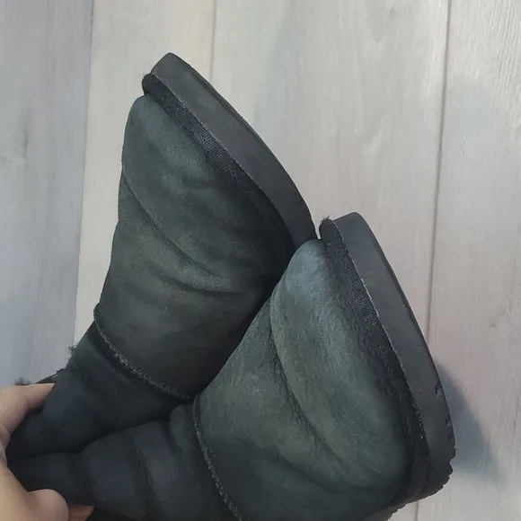 Ugg Australia Women Bailey Button Triple II Tall Sheepskin 1873 Boots shoes
