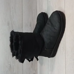 Ugg Australia Women Leather Bow Sheepskin Boots shoes sz 10
