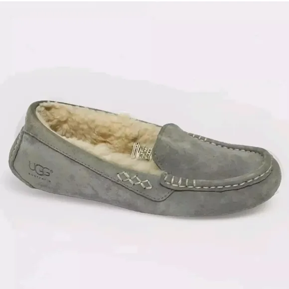 UGG Australia Women's Ansley Moccasin Suede Sheepskins Indoor Outdoor Shoes US 6