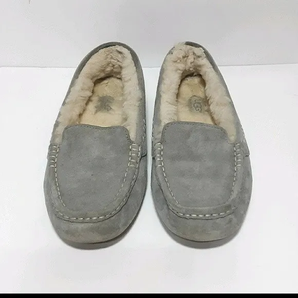 UGG Australia Women's Ansley Moccasin Suede Sheepskins Indoor Outdoor Shoes US 6