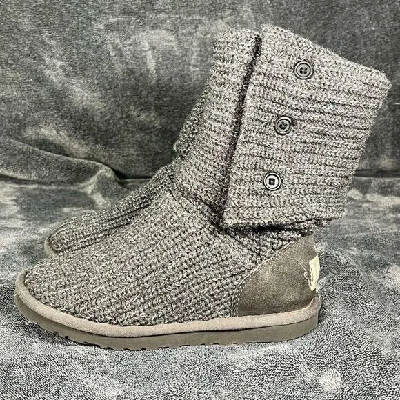 UGG Boot women sz 6