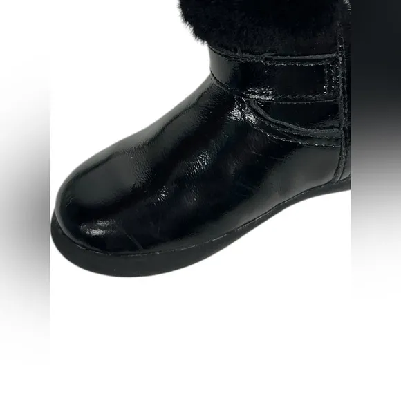 UGG Gemma Boot 1005149T Black Size 9 Casual Winter Outdoor