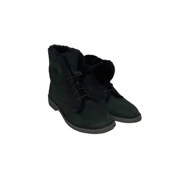 UGG Women Shoes Size 10