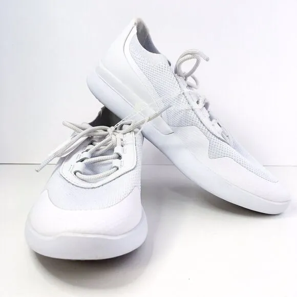Under Armour Women 7 Runaway 2.0 Shoes White Leather Running 3020997-102 NEW