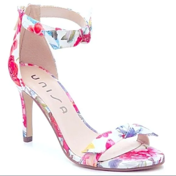 Unisa Floral Satin Sandals In White Multi Size 9 NWT