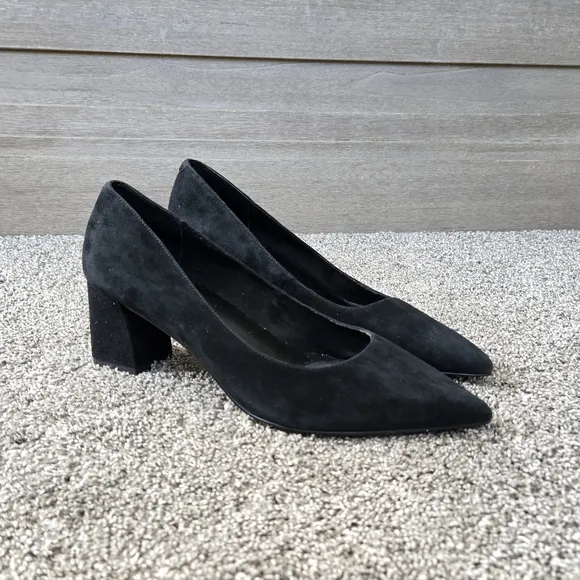 Vaneli Marice Women's Black Suede Pumps NEW size 8.5 WIDE