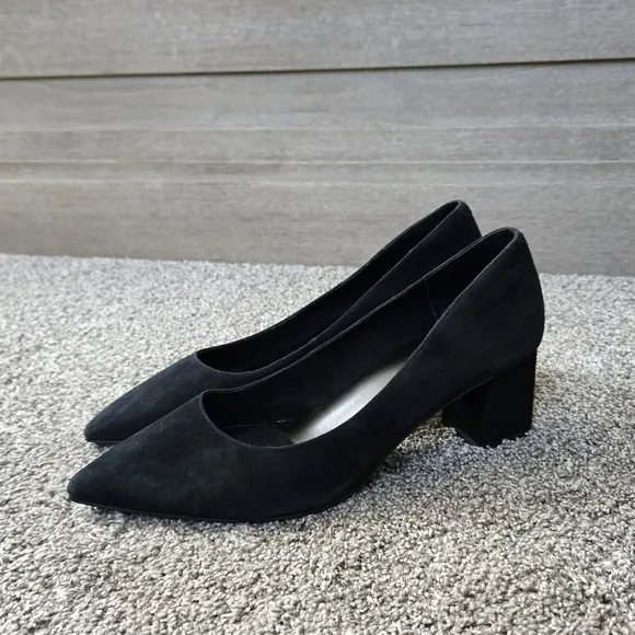 Vaneli Marice Women's Black Suede Pumps NEW size 8.5 WIDE