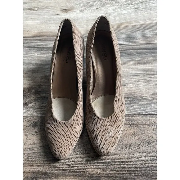 VANELi Women's Astyr Pointed Toe Block Pumps Casual Dress Low Heel Size 9M