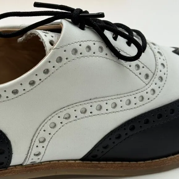 Vanilla Moon Mens Wing Tip Dress Shoes 10  Black White Formal Two Tone