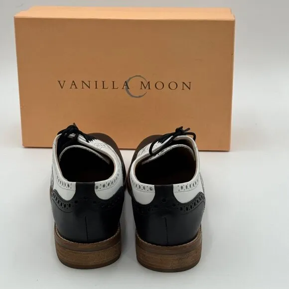 Vanilla Moon Mens Wing Tip Dress Shoes 10  Black White Formal Two Tone