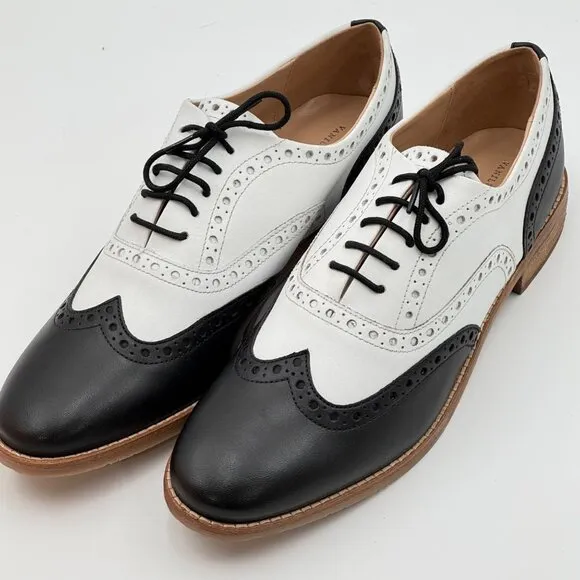 Vanilla Moon Mens Wing Tip Dress Shoes 10  Black White Formal Two Tone