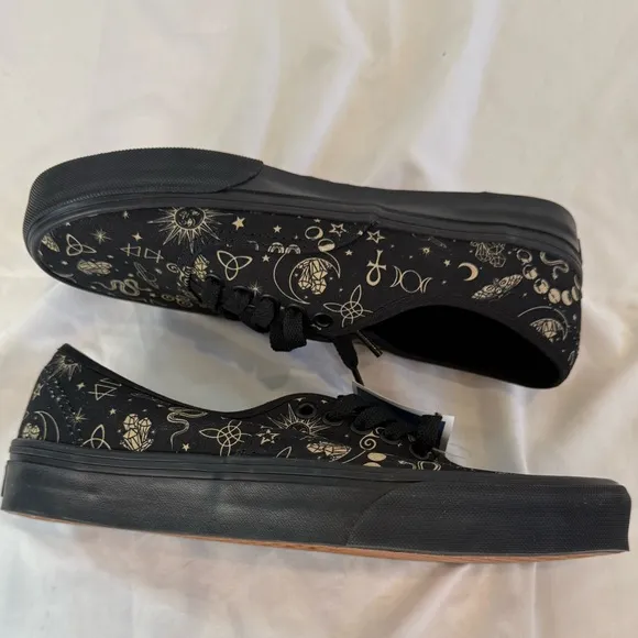 Vans Authentic Witchy Vibes Skate Shoe Women 8 Men 6.5 NWOB RARE