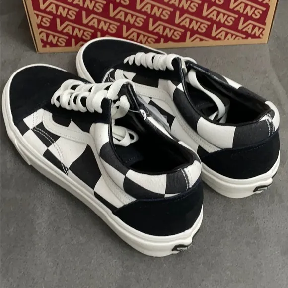 Vans Old Skool shoes for women