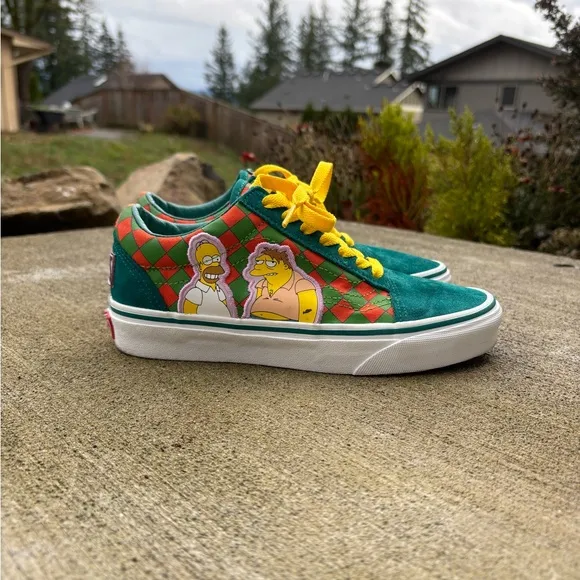 Vans Old Skool x The Simpsons Moe's Tavern Sneaker Shoes Men’s 4.5 Women…