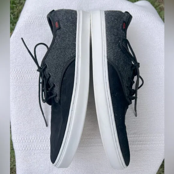 Vans OTW Sneakers Men Size 10 Black