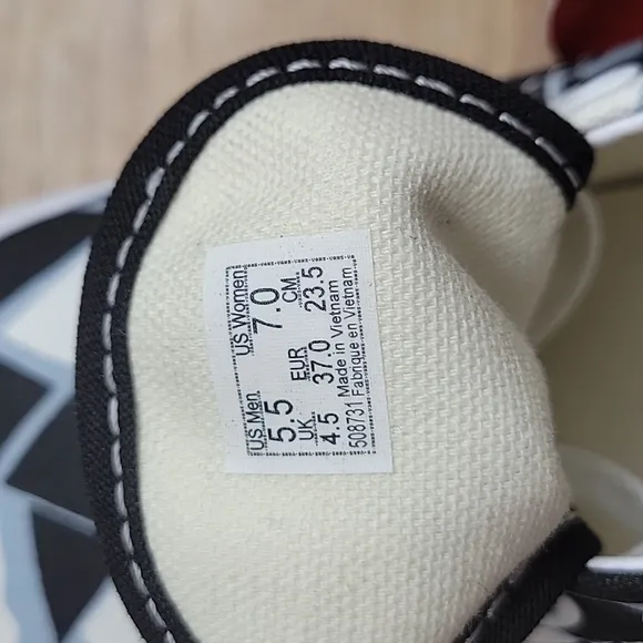 Van's shoes women Brand new.