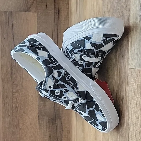 Van's shoes women Brand new.