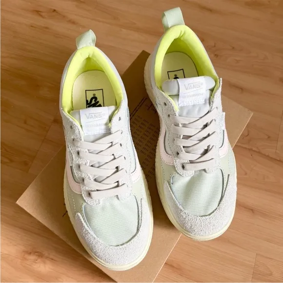 Vans UltraRange Neo VR3 Shoes Women Size 8,0 US