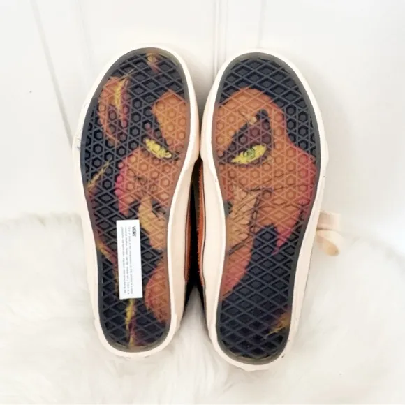 VANS x DISNEY 100th Lion King Scar Knu Skool Shoes Women Size 7