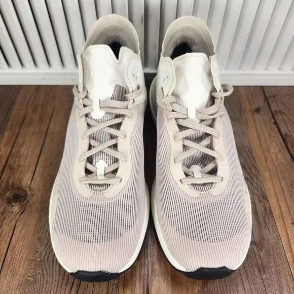 Vasque Here Mid 7270 Mens Size 9.5 M Beige Trail Running Hiking Sneakers Shoes