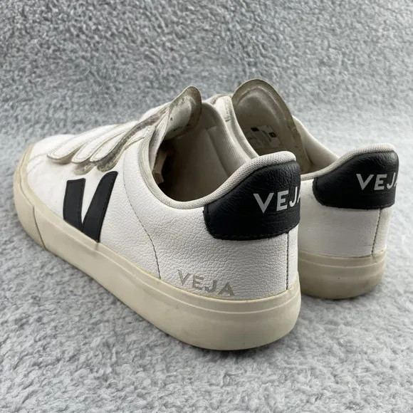 Veja Recife Leather Shoes Women 9.5 White Preppy Academia Trainer Travel Minimal