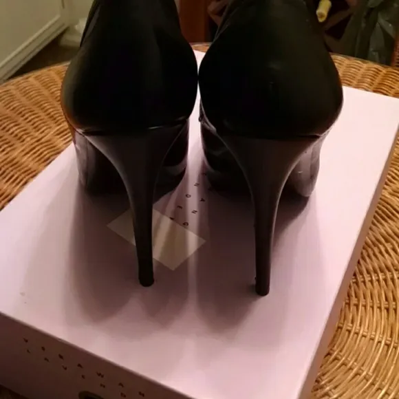 Vera Wang lavender &quot;talli&quot; loafer pumps 6