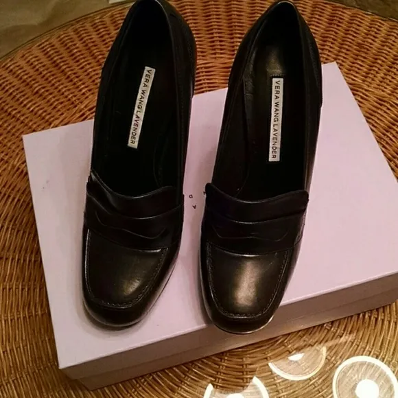 Vera Wang lavender &quot;talli&quot; loafer pumps 6