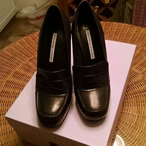 Vera Wang lavender &quot;talli&quot; loafer pumps 6