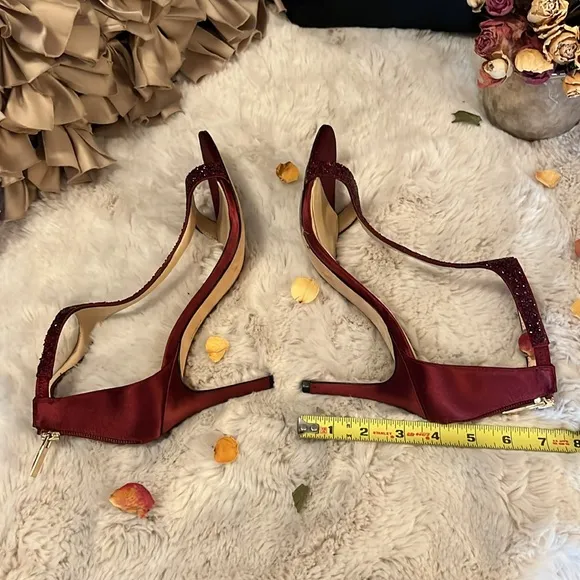 Vince Camuto Imagine Ox Blood Burgundy Phoebe Sparkle Stiletto T-Strap Shoes 8