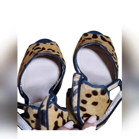 Vince Camuto Leopard Print Black Wedge Heels Size 6.5B Open Toes