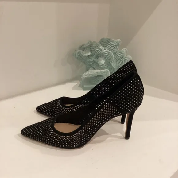 Vince Camuto Sarritah Heels Stiletos Black Suede Embellish Shoes 8.5M 39 NEW
