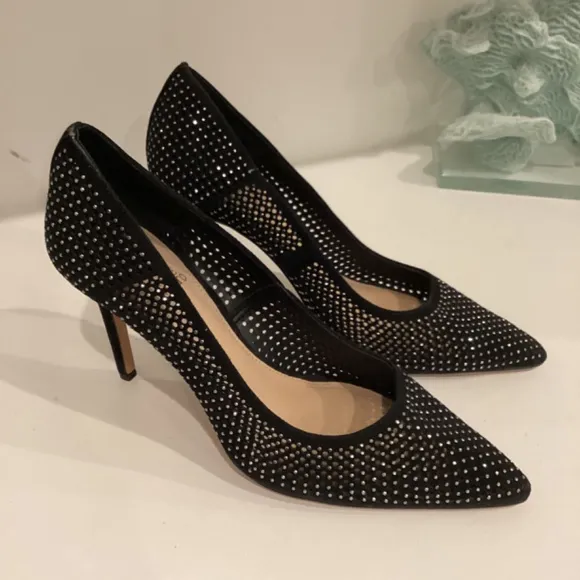 Vince Camuto Sarritah Heels Stiletos Black Suede Embellish Shoes 8.5M 39 NEW