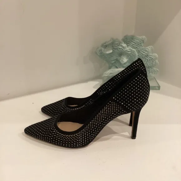 Vince Camuto Sarritah Heels Stiletos Black Suede Embellish Shoes 8.5M 39 NEW