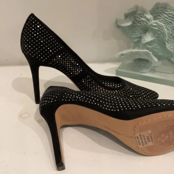 Vince Camuto Sarritah Heels Stiletos Black Suede Embellish Shoes 8.5M 39 NEW