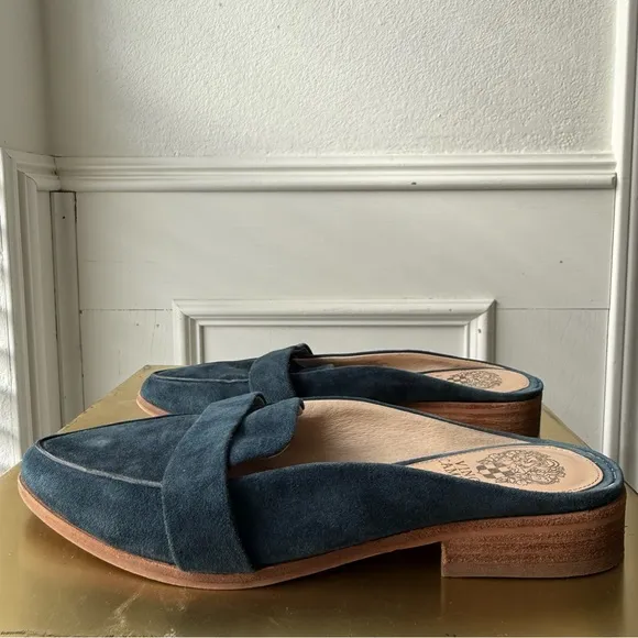 Vince Camuto Women's Navy Suede Pointed Toe Mules Size 7M