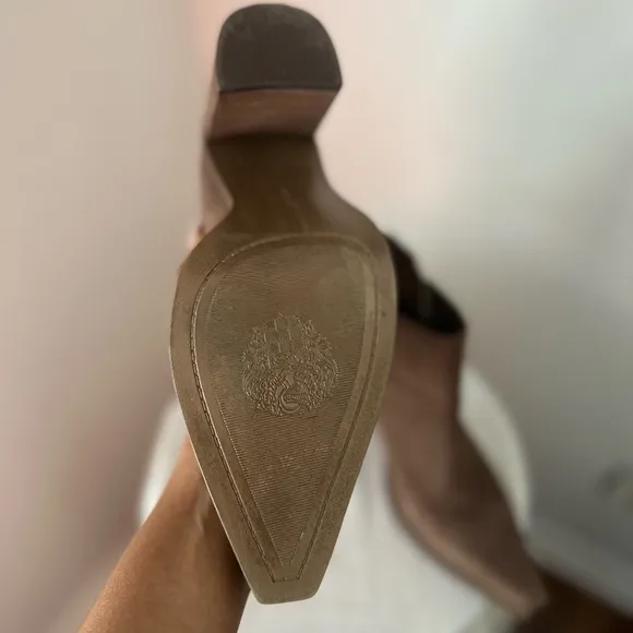 Vince Camuto Women's Shoes Vince Camuto Booties size 8.5