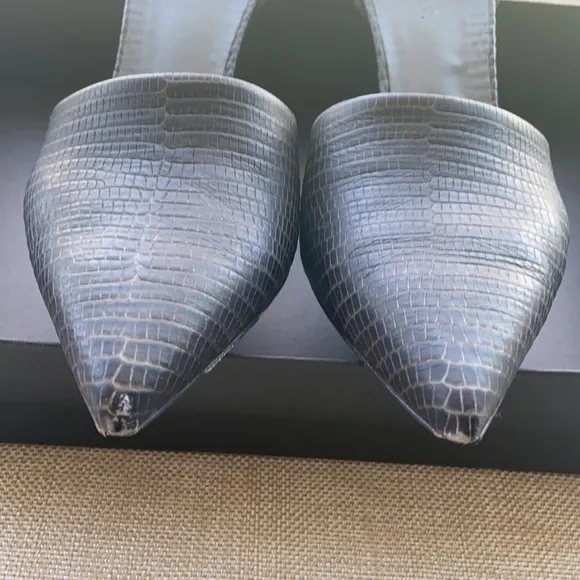 VINCE. Claire Lizard-Embossed D’Orsay Pumps in Graphite (EUC)