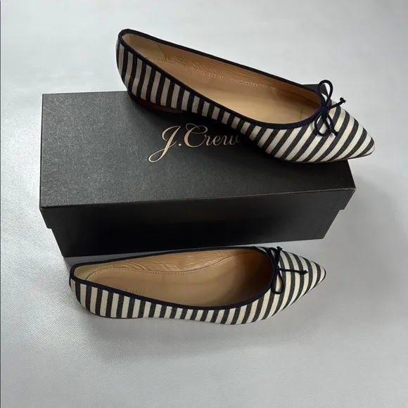 Vintage J. Crew Women's Striped Blue and Ivory Gemma Flats