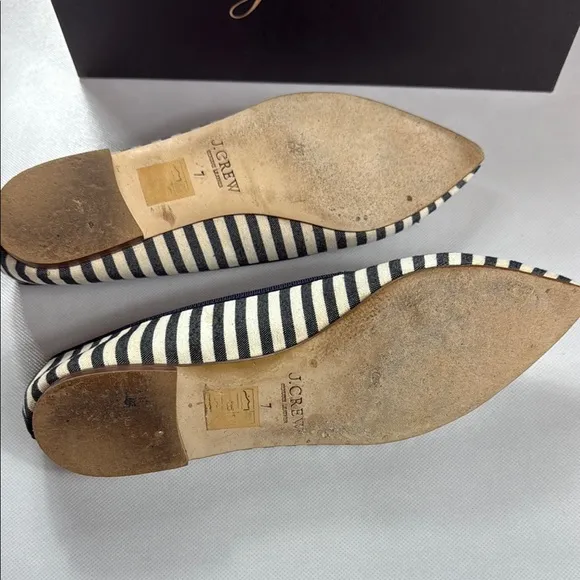 Vintage J. Crew Women's Striped Blue and Ivory Gemma Flats
