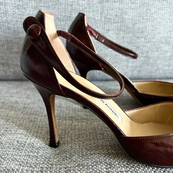 VINTAGE Manolo Blahnik Burgundy Patent Leather Point Toe Ankle Strap Heels US 9