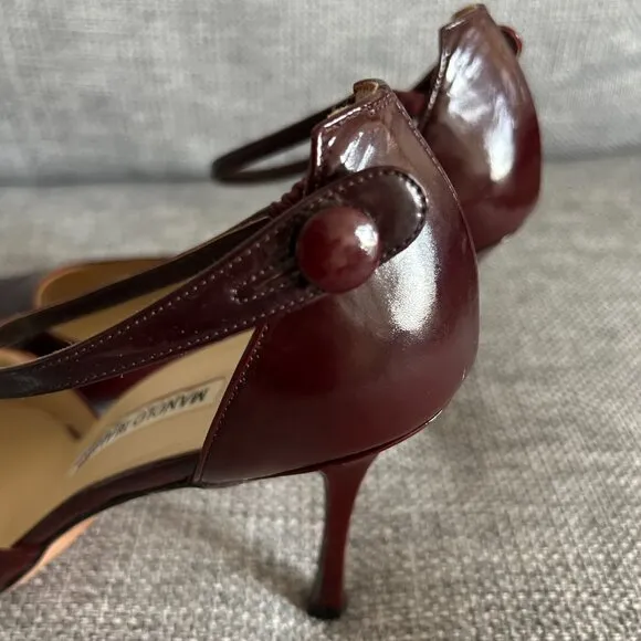 VINTAGE Manolo Blahnik Burgundy Patent Leather Point Toe Ankle Strap Heels US 9