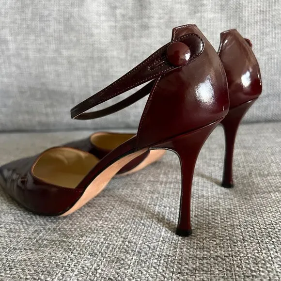 VINTAGE Manolo Blahnik Burgundy Patent Leather Point Toe Ankle Strap Heels US 9
