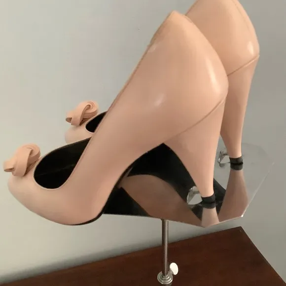 Vintage! Never Worn! Amanda Smith Pink 1980’s Pumps Heels