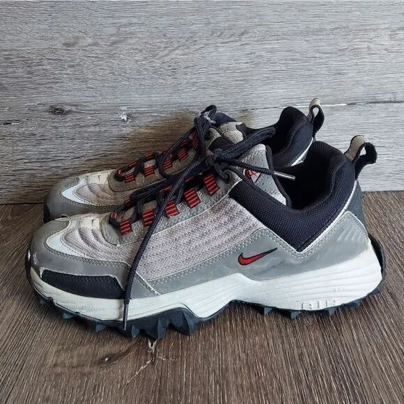 Vintage Nike ACG Hiking Trail Shoes RARE Mens Size 9 Vintage Deadstock