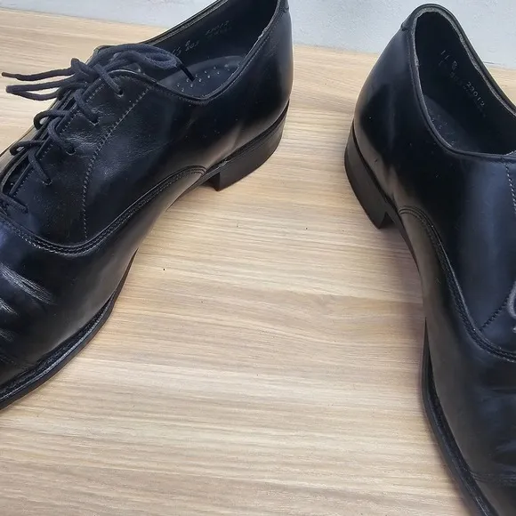 Vintage Oxford Shoes Men 11 D Black Leather Cap Toe Dressy Formal WALK OVER USA