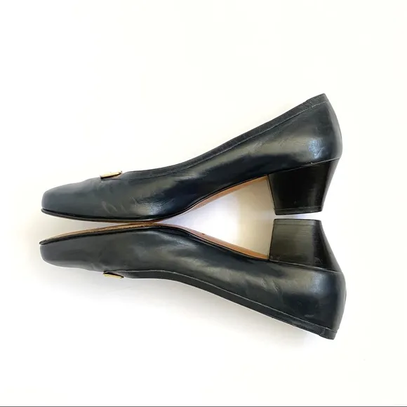 Vintage Salvatore Ferragamo blue black leather gold metal logo chunky heel pumps