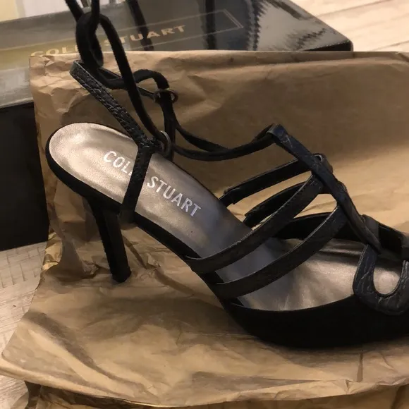 VINTAGE SUEDE LACE UP PUMPS by Colin Stuart