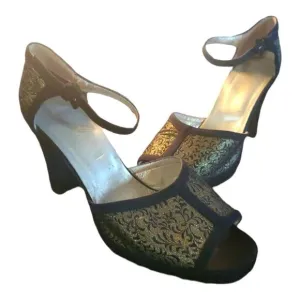 Vintage Joan Helpern Black and Gold Brocade Heels Shoes